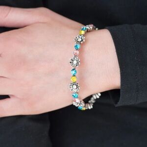 ❤️‍🔥5/$25❤️‍🔥 Daffodil Diva Multi Bracelet